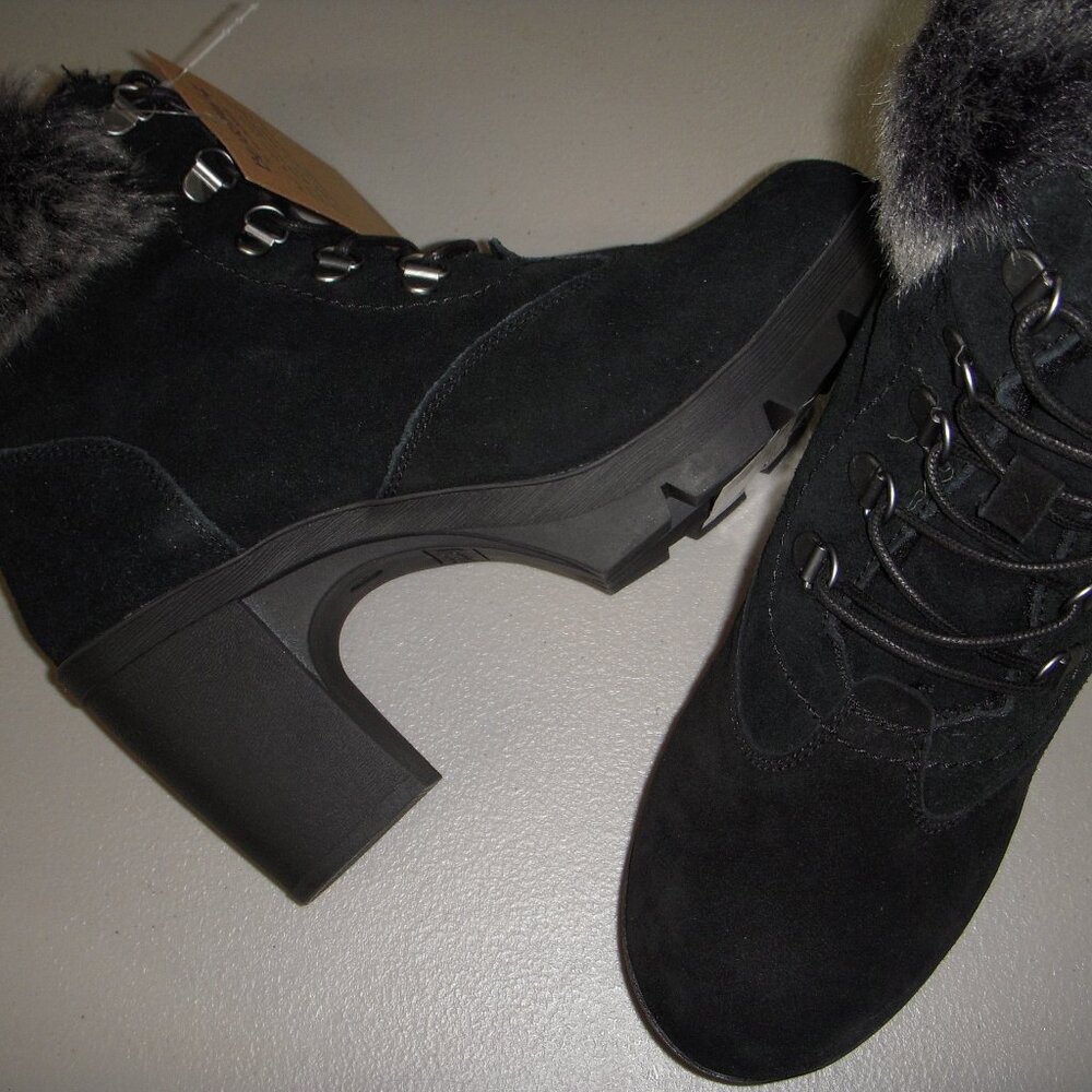 BearPaw Marlowe Heeled Loce-Up Boots w NeverWet Women's 8M Black